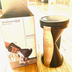 Decorative food slicer